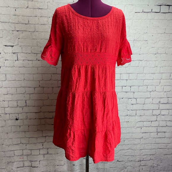Umgee size medium red dotted Swiss tiered mini dress - Picture 1 of 6